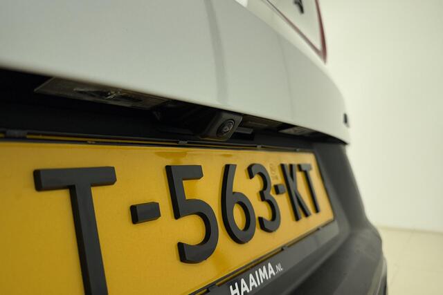 Renault Arkana 1.6 E-Tech hybrid 145 E-Tech engineered | Schuif/kanteldak | Trekhaak | Lederen bekleding | Camera | Navigatie | Keyless | Parkeersensoren voor en achter
