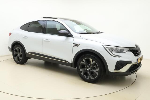 Renault Arkana 1.6 E-Tech hybrid 145 E-Tech engineered | Schuif/kanteldak | Trekhaak | Lederen bekleding | Camera | Navigatie | Keyless | Parkeersensoren voor en achter