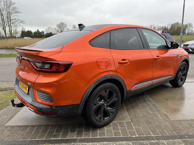 Renault Arkana 1.6 E-Tech Hybrid 145 R.S. Line Dealer onderhouden / Trekhaak weg klapbaar / Camera / Stoelverw.+Stuurverw. / Blind spot warning / 18''LMV / 2e Paasdag open 09.00-17.00 uur