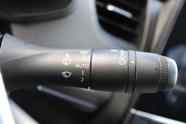 Renault Arkana 1.6 E-Tech Hybrid 145 Intens