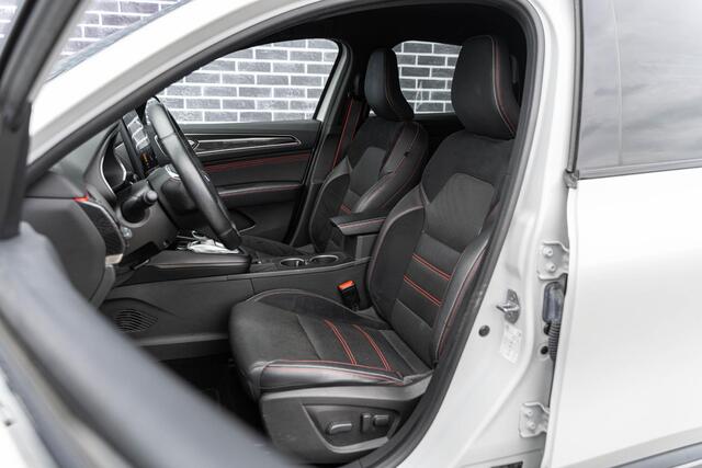Renault Arkana 1.6 E-Tech Hybrid 145 R.S. Line | Two-Tone | Navigatie | Apple Carplay | Android Auto | Stoelverwarming | Lederen Bekleding | LED Koplampen | Elektrisch Verstelbare Voorstoelen | Lichtmetalen Velgen 18 inch