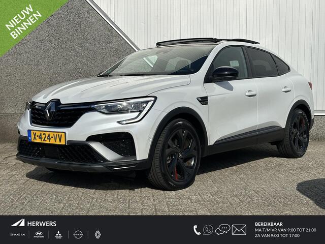 Renault Arkana 1.6 E-Tech hybrid 145 techno RS Line / Schuif-kanteldak / Elektrisch verstelbare stoelen / Trekhaak / Navigatie / Camera / Cruise control.