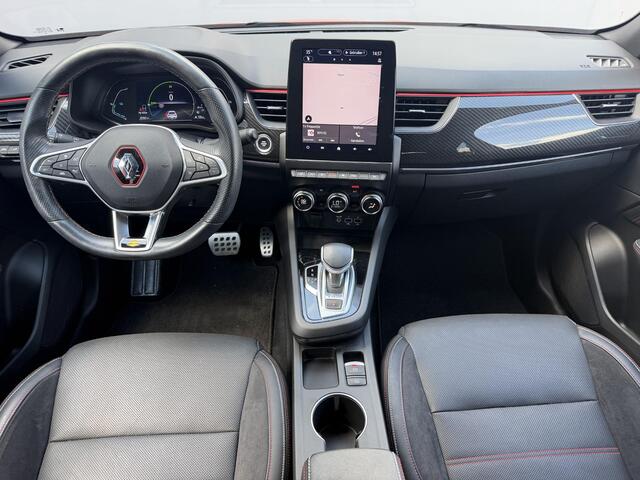Renault Arkana 1.6 E-Tech Hybrid 145PK R.S. Line / Wegklapbare Trekhaak / Adaptief Cruise Control / Stoel & Stuurverwarming / Lederen Bekleding / Elektrische Stoelen / Dodehoek Detectie / Carbon Look Interieur Delen / Apple Carplay & Android Auto /