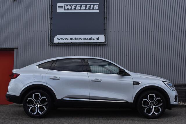 Renault Arkana 1.6 E-Tech hybrid 145 techno Camera, Adaptive cruise, Stoelverwarming, Trekhaak,