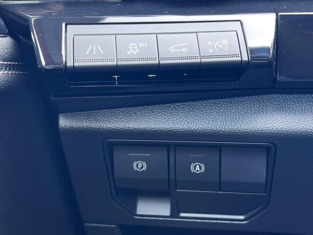 Renault Austral mild hybrid 160 X-Tronic techno / Trekhaak / 1800kg Trekgewicht / Elektrische Achterklep + bestuurdersstoel met stoelmassage / Stuur-, stoel- en voorruitverwarming / Navi / 19"LM wielen /