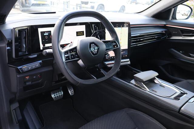 Renault Austral E-Tech full hybrid 200PK iconic esprit Alpine NAP | Dealer Onderh. | Nieuw Staat | Massage | Pano | Alcantara | Sfeer | Donkere Hemel | Matrix LED | Elek Klep+Stoelen | WinterPack | Harman Kardon | Keyless | Head-Up | 360' Cam | Climate | Ad Cruise |