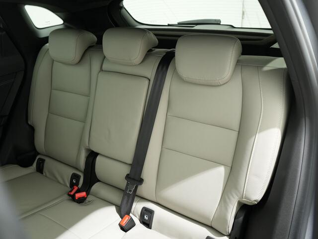 Renault Austral 1.3 MHEV 160PK X-TRONIC TECHNO | Trekhaak | Massage | 360 camera | Winterpakket