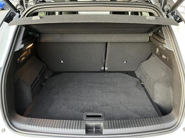 Renault Austral 1.2 E-Tech full hybrid 200 Iconic Esprit Alpine | 4Control wielbesturing | Harman Kardon Premium Audio | Panoramadak | Elektrische achterklep |