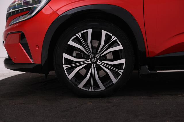 Renault Austral 1.2 E-Tech full hybrid 200 iconic Bomvol! automaat 1500kg aanhang