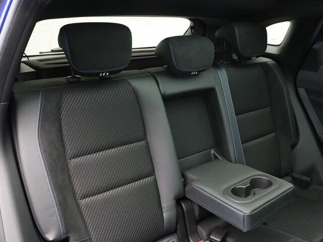 Renault Austral E-Tech full hybrid 200pk iconic esprit Alpine | Harman Kardon | Panoramadak | Sidesteps | Elektrische achterklep | Adaptive Cruise control |