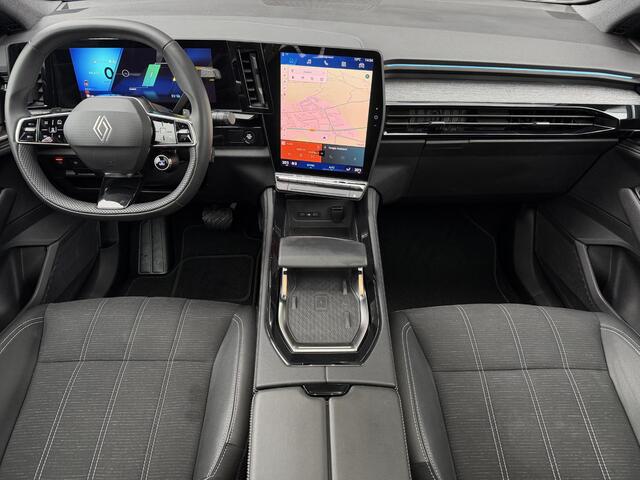 Renault Austral E-Tech full hybrid 200 techno / Panoramadak / Fabrieksgarantie tot 04.2028 / 360 Camera / Navigatie / Adaptieve Cruise / Dodehoek Detectie / Apple Carplay & Android Auto /