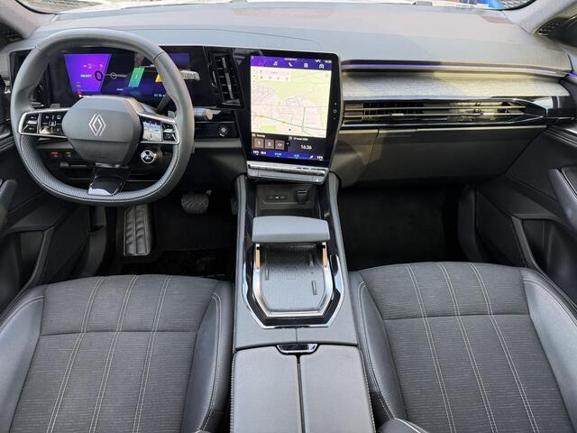 Renault Austral 1.2 E-Tech full hybrid 200 techno / Panoramadak / Fabrieksgarantie tot 03-2028 / Panoramadak / Adaptieve Cruise / Trekgewicht 1500 kg / 360 Camera / Apple Carplay & Android Auto / DAB / Dodehoek Detectie / Parkeer Assistent /