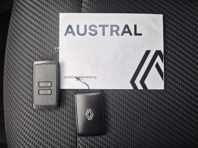 Renault Austral 1.3 mild hybrid 160 X-tronic techno esprit Alpine / Fabrieksgarantie tot 05-2027 / All season banden / Panoramadak / Trekgewicht 1800 kg / Elektrische achterklep / Adaptief cruise control / Achteruitrijcamera / Apple Carplay Android Auto /