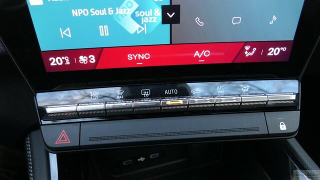 Renault Austral 1.2 200 HEV Full Hybrid Techno