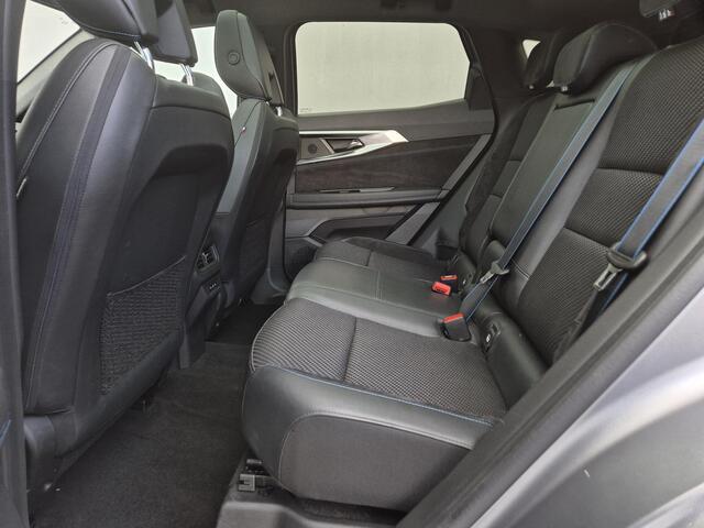 Renault Austral 1.2 E-Tech full hybrid 200 iconic esprit Alpine / Trekgewicht 1500 kg / Panoramadak / Stoel met massage functie / Harman Kardon Audio Systeem / Elektrische achterklep / Head Up Display / Stuur- Stoel & Voorruit verwarming /