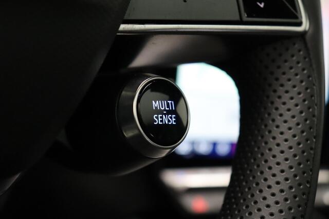 Renault Austral mild hybrid 160pk X-Tronic techno | 1800 kg Geremd | Panoramisch dak | Stoel- en stuurwielverwarming | Voorruitverwarming | Elek. kofferklep |