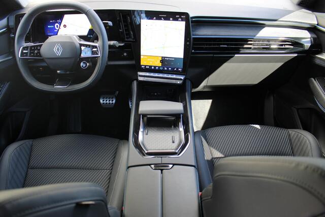 Renault Austral 1.2 E-Tech full hybrid 200 iconic esprit Alpine | Adaptieve Cruise Control | Dodehoek Detectie | Stoel en Stuurverwarming |