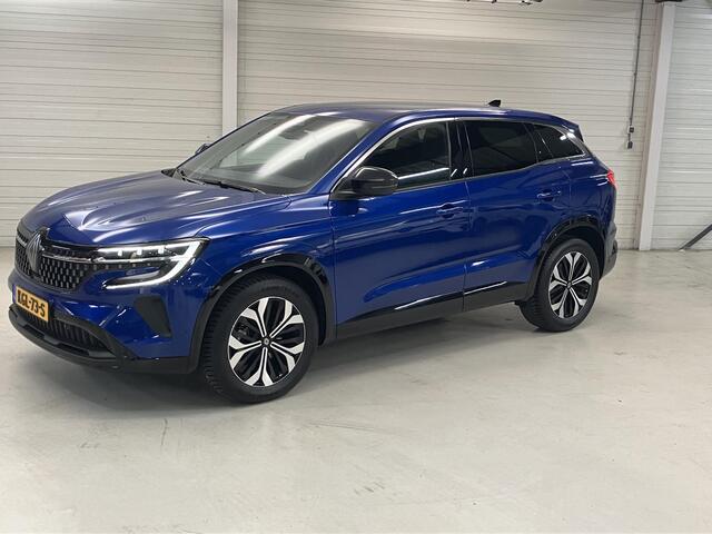 Renault Austral 1.3 mild hybrid 160 X-Tronic techno Automaat / Fabrieksgarantie tot 11-2026 / Trekgewicht 1.800 kg / Adaptieve CC / Navi groot scherm / Elektrische stoelen / LM 18" & All Season banden /