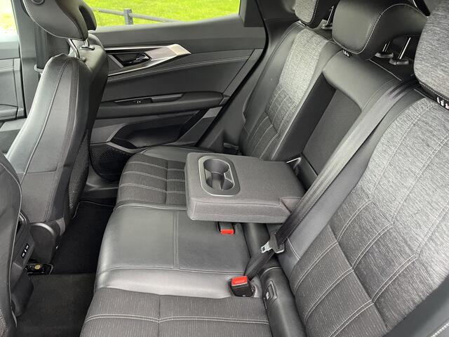 Renault Austral 1.3 mild hybrid 160PK / Dealer onderhouden / Camera / Dode hoek / Stuurverw. / LMV /