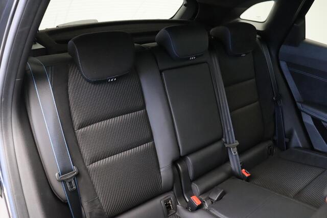 Renault Austral Full hybrid 200pk iconic esprit Alpine | Facelift | Stoel- en stuurwielverwarming | Elek. kofferklep | Elek. bedienbare stoelen |