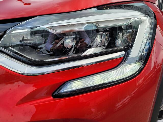Renault CAPTUR 1.0 TCe 100 Zen (Hoge instap) Trekhaak | Navigatie | LMV. | Winterpack | Parkeerhulp | Dealer Onderhouden