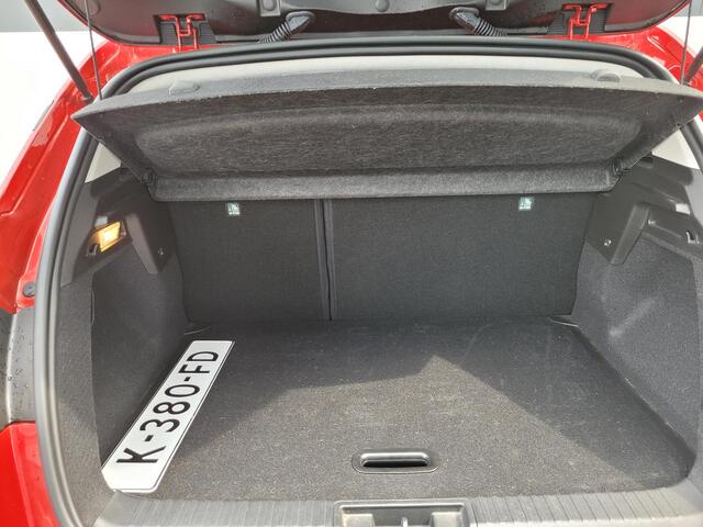 Renault CAPTUR 1.0 TCe 100 Zen (Hoge instap) Trekhaak | Navigatie | LMV. | Winterpack | Parkeerhulp | Dealer Onderhouden