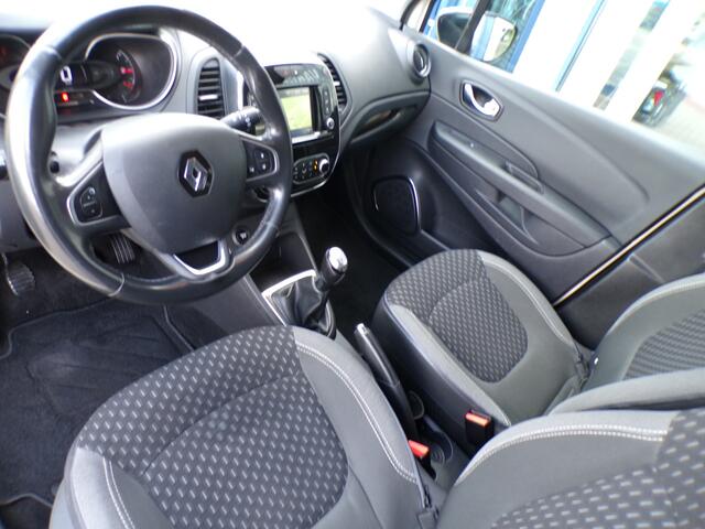 Renault CAPTUR 0.9 TCe Intens, Trekhaak / Camera + Sensoren / Navigatie / Android Auto / Keyless / Full LED. / Climate Control / 17'' LMV