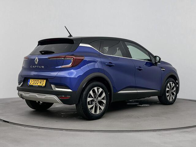 Renault CAPTUR 1.0 TCe 100pk Intens | Achteruitrijcamera + Parkeersensoren | Navigatie | Climate control | Bluetooth | Cruise control