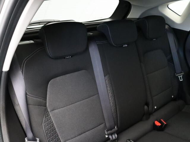 Renault CAPTUR 1.3 mild hybrid 140pk Evolution | 1500kg geremd | Navigatie | Lichtmetalen velgen | Apple Carplay/Android Auto