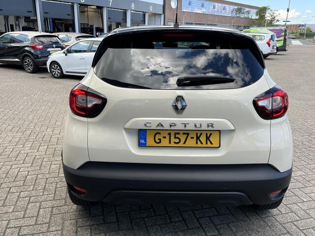 Renault CAPTUR 0.9 TCe Limited AIRCO / CRUISE CONTROL / LICHT METAAL / DAB RADIO / LED VERLICHTING / DEALER ONDERHOUDEN