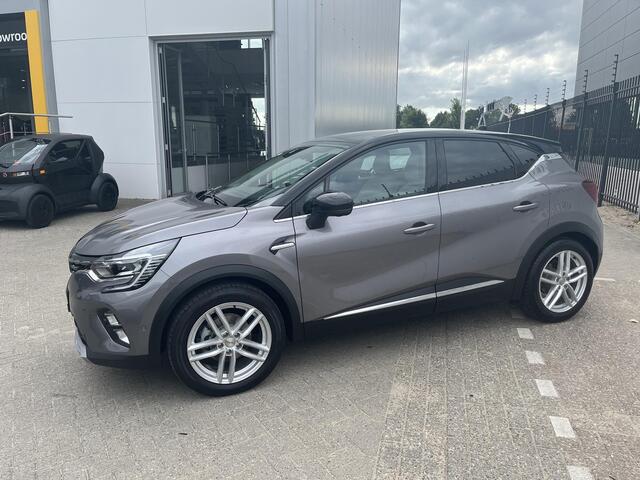 Renault CAPTUR 1.6 E-Tech full hybrid 145 iconic / LEDER / CAMERA 360 / PARKEERSENSOREN VOOR EN ACHTER / BOSE GELUIDSSYSTEEM / SCHUIF KANTELDAK