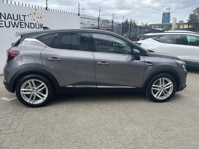 Renault CAPTUR 1.6 E-Tech full hybrid 145 iconic / LEDER / CAMERA 360 / PARKEERSENSOREN VOOR EN ACHTER / BOSE GELUIDSSYSTEEM / SCHUIF KANTELDAK