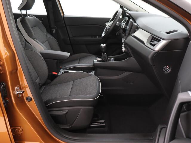 Renault CAPTUR 1.0 TCe 100 Intens Renault Captur 1.0 TCe Intens 100PK | Navigatie | Camera | Parkeersensoren | Stoelverwarming