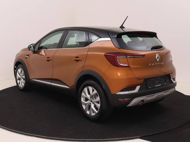 Renault CAPTUR 1.0 TCe 100 Intens Renault Captur 1.0 TCe Intens 100PK | Navigatie | Camera | Parkeersensoren | Stoelverwarming