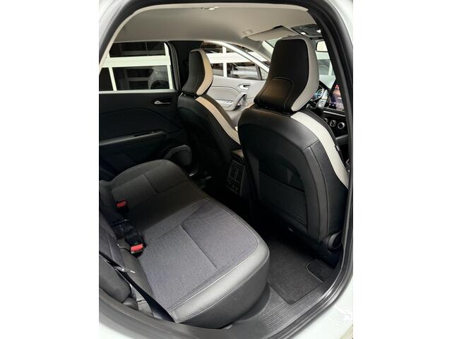 Renault CAPTUR 1.6 E-Tech Hybrid 145 Zen