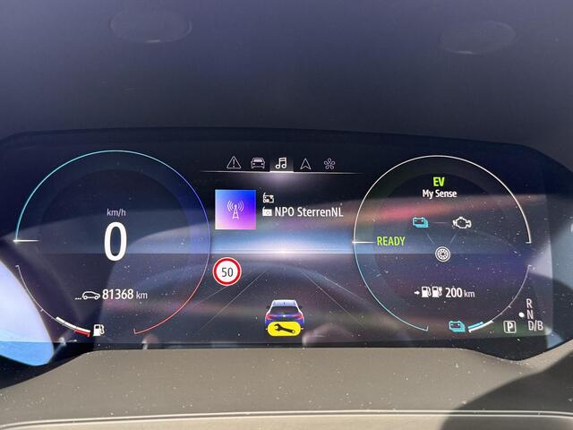 Renault CAPTUR 1.6 E-Tech Plug-in Hybrid 160 Initiale Paris (Hoge instap) Trekhaak | BOSE | 360 Camera | Navigatie | Dealer Onderhouden