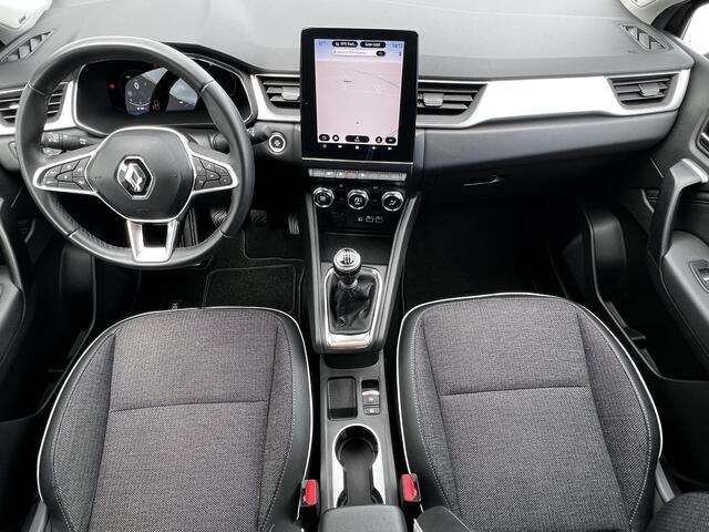 Renault CAPTUR 1.3 mild hybrid 140 techno / Weinig km / 1.200 kg trekgewicht / Navigatie groot scherm / BOSE audio / Adaptieve CC / Climate control / Apple Carplay Android / 18" LM wielen /