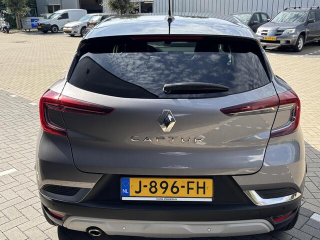 Renault CAPTUR TCe 130 Intens AUTOMAAT | AIRCO | NAVI| DEALER ONDERHOUDEN | CLIMATE CONTROL | ACHTER CAMERA | SENSOREN VOOR EN ACHTER | LICHTMETALEN VELGEN |