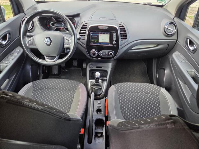 Renault CAPTUR 0.9 TCe Intens / Dealer Onderhouden / All Season Banden / Achteruitrijcamera / Navigatie / Apple Carplay & Android Auto / Parkeersensoren / Climate Control / Cruise Control /