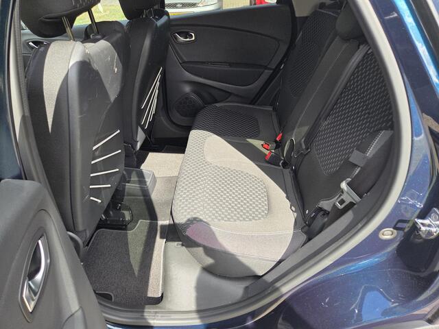 Renault CAPTUR 0.9 TCe Intens / Dealer Onderhouden / All Season Banden / Achteruitrijcamera / Navigatie / Apple Carplay & Android Auto / Parkeersensoren / Climate Control / Cruise Control /