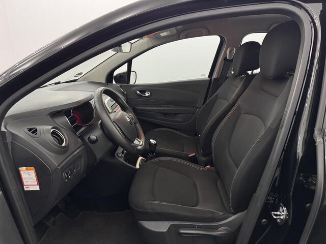 Renault CAPTUR 0.9 TCe Limited Airco, Parkeersensoren, Navi, Cruise control, Keyless start, A start stop, Lichtmetalen