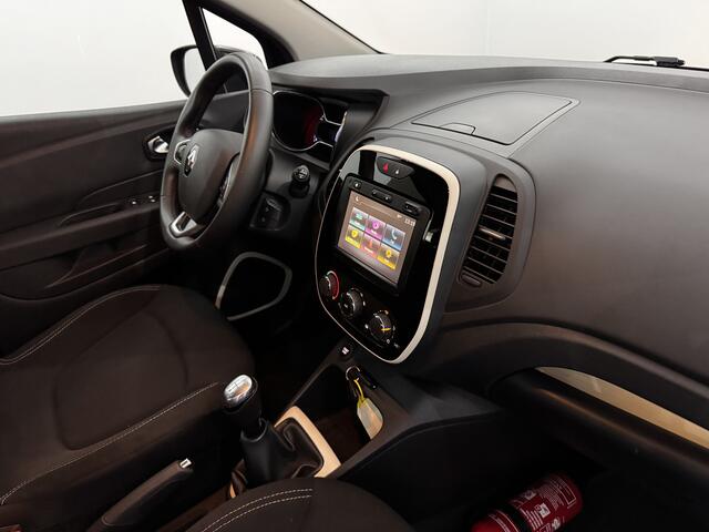 Renault CAPTUR 0.9 TCe Limited Airco, Parkeersensoren, Navi, Cruise control, Keyless start, A start stop, Lichtmetalen