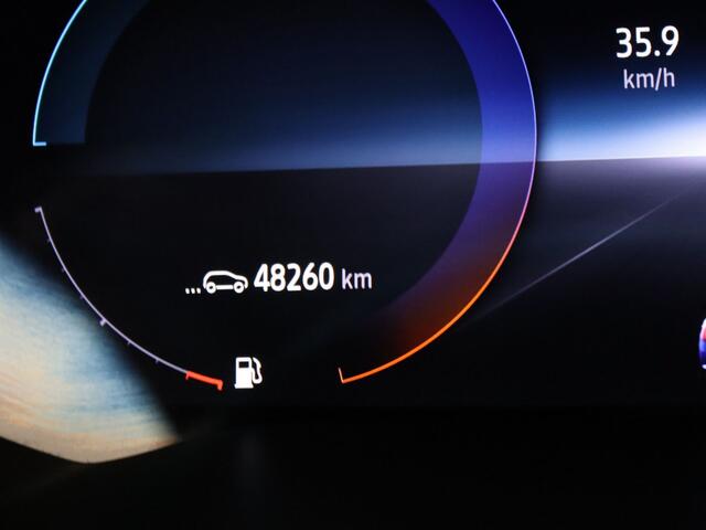 Renault CAPTUR E-Tech Plug-in Hybrid 160pk Intens Automaat Cruise | Climate | Navi | Parkeersens. achter