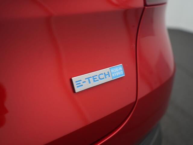 Renault CAPTUR 1.6 E-Tech Plug-in Hybrid 160 Intens - RIJKLAARPRIJS - Achteruitrijcamera - All Seasonbanden - Cruise Control - Trekhaak
