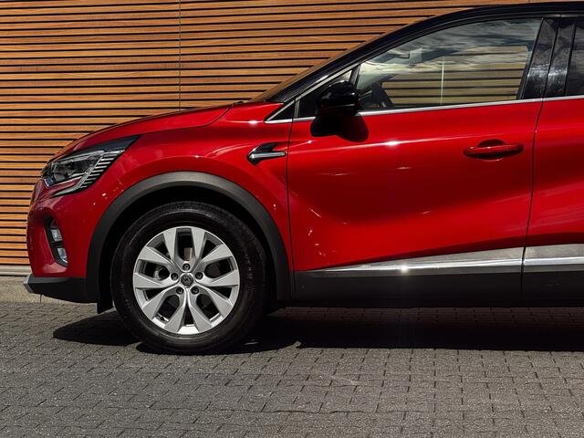 Renault CAPTUR 1.3 TCe 140 Intens Trekhaak / Navi / Camera / Cruise / Lm velg