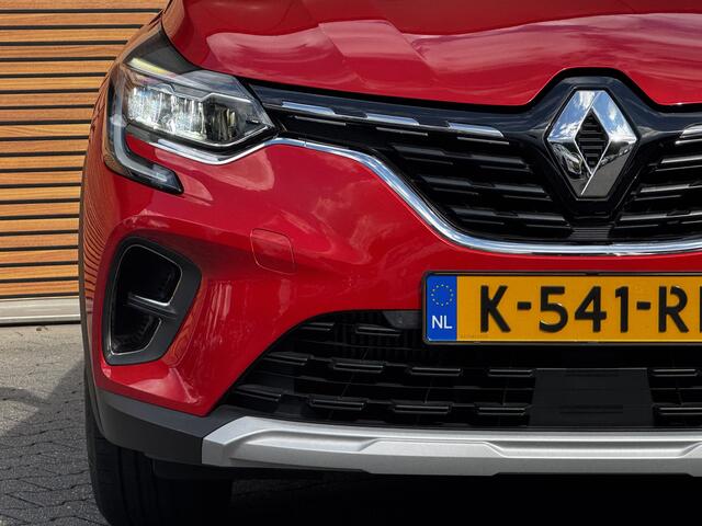 Renault CAPTUR 1.3 TCe 140 Intens Trekhaak / Navi / Camera / Cruise / Lm velg