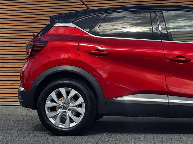 Renault CAPTUR 1.3 TCe 140 Intens Trekhaak / Navi / Camera / Cruise / Lm velg