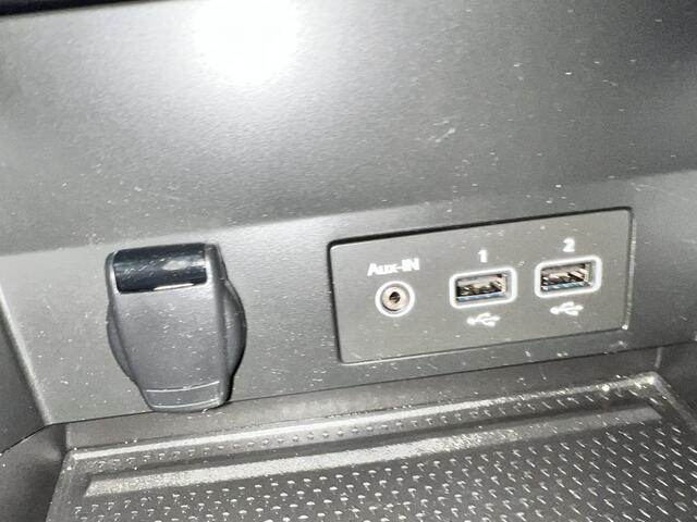 Renault CAPTUR 1.0 TCe Zen Business Pack Cruise Clima Navi