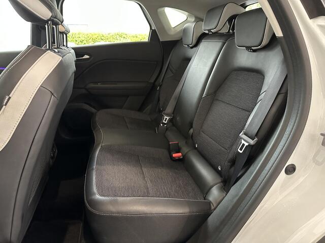 Renault CAPTUR 1.6 E-Tech Hybrid 145 Intens NAVIGATIE | ACHTERUITRIJCAMERA | PARKEERSENSOREN ACHTER