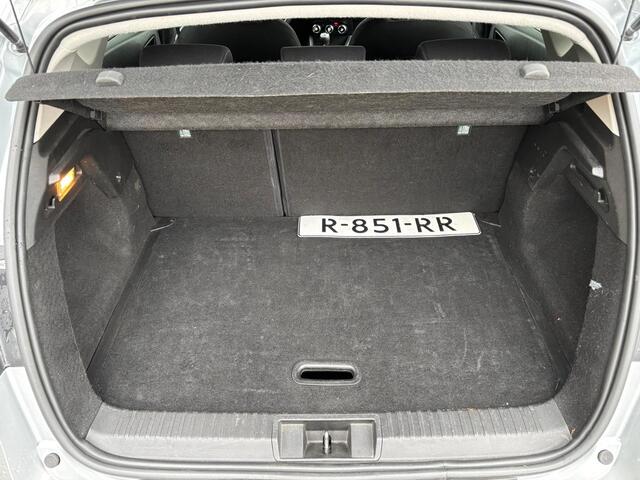 Renault CAPTUR 1.3 TCe 140 Zen